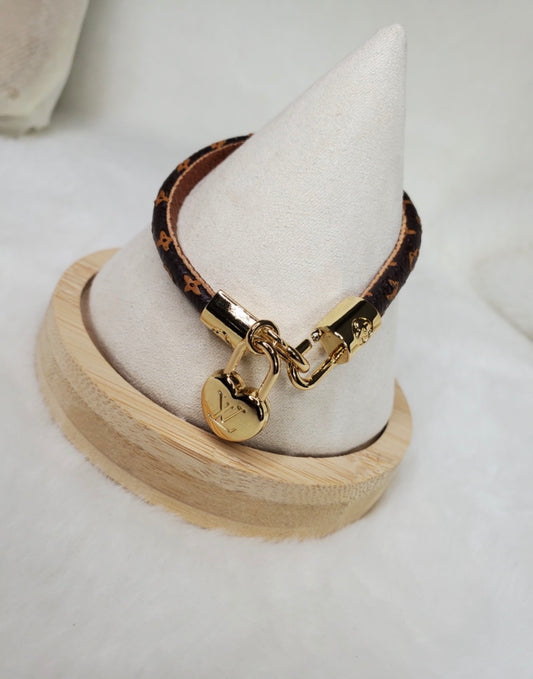 Heart lock bracelet