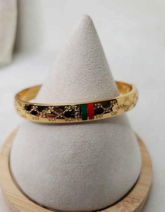Gold bangle
